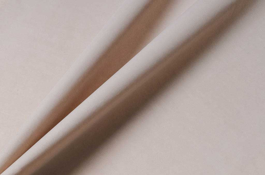 Dekopapier uni Weiß · Nr. F311 – Dekopapierrolle Kraftpapier F311 (50cm breit ca. 8kg)
